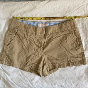 J. Crew 100% cotton Chino Broken-in shorts size 4, in khaki.